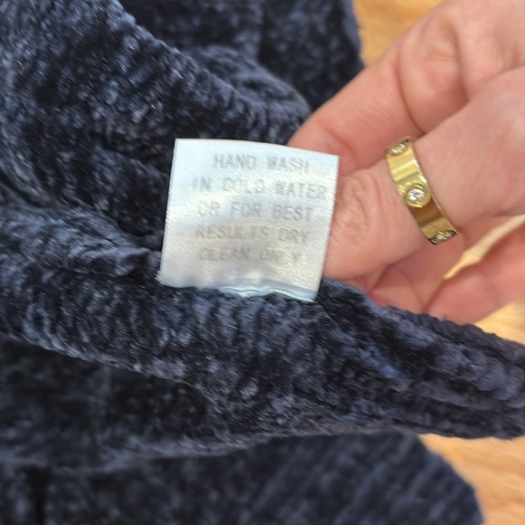 In Loom brand 100% polyester knitted long open cardigan sweater EUC! Size S/M - Picture 5 of 5